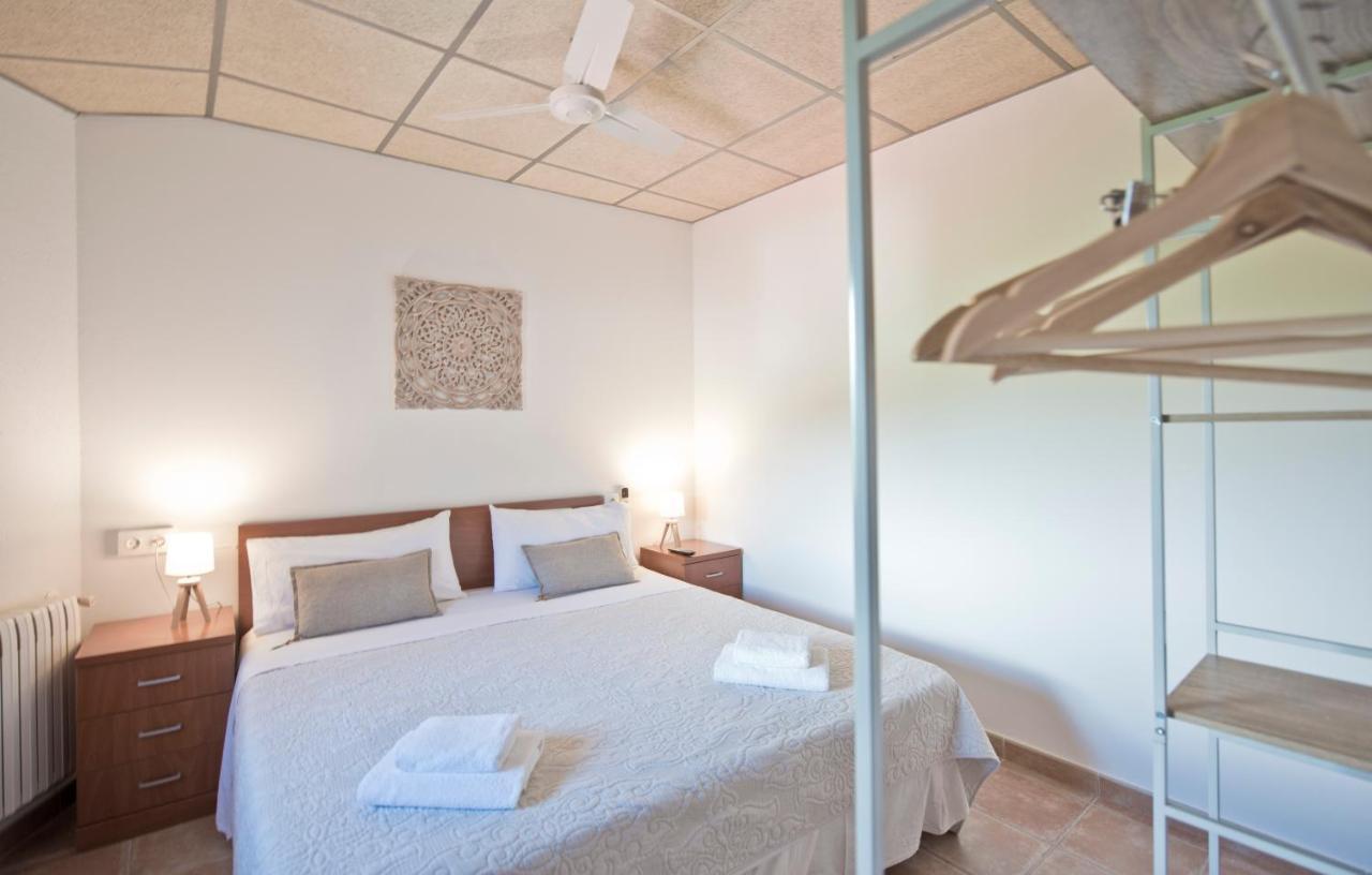 Hostal La Salut De Terrades Екстериор снимка