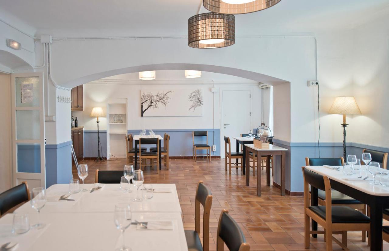 Hostal La Salut De Terrades Екстериор снимка