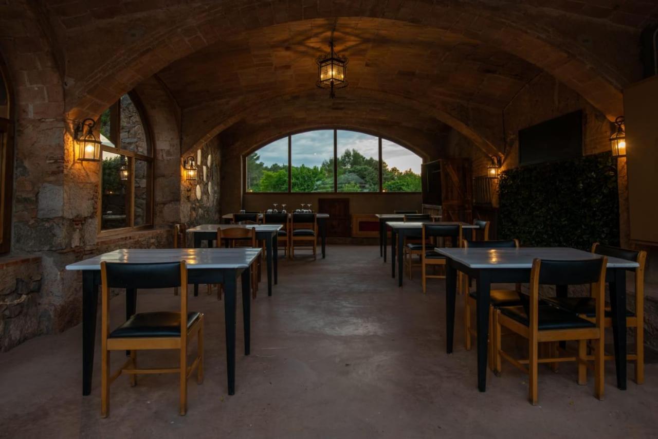 Hostal La Salut De Terrades Екстериор снимка