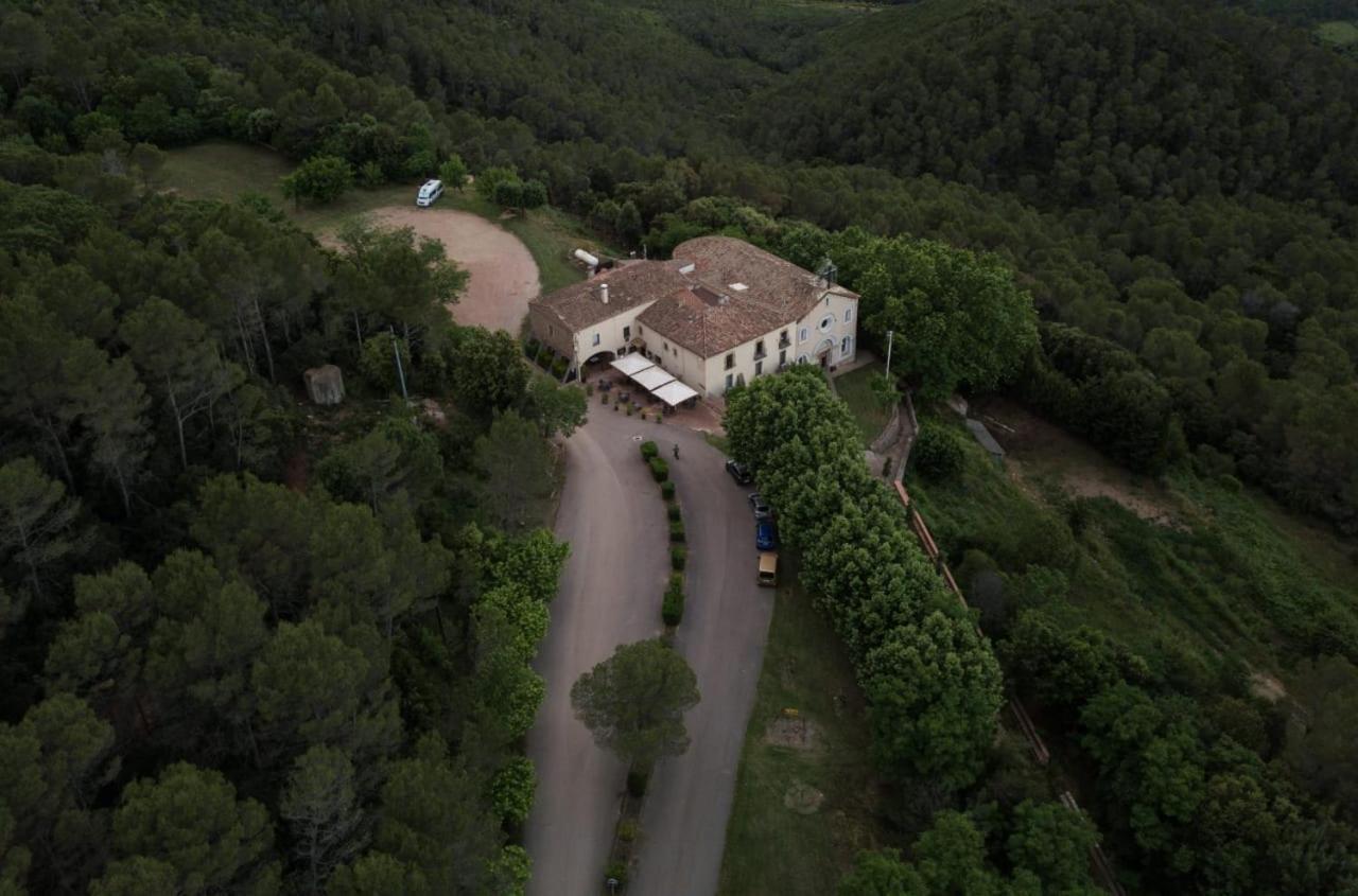 Hostal La Salut De Terrades Екстериор снимка