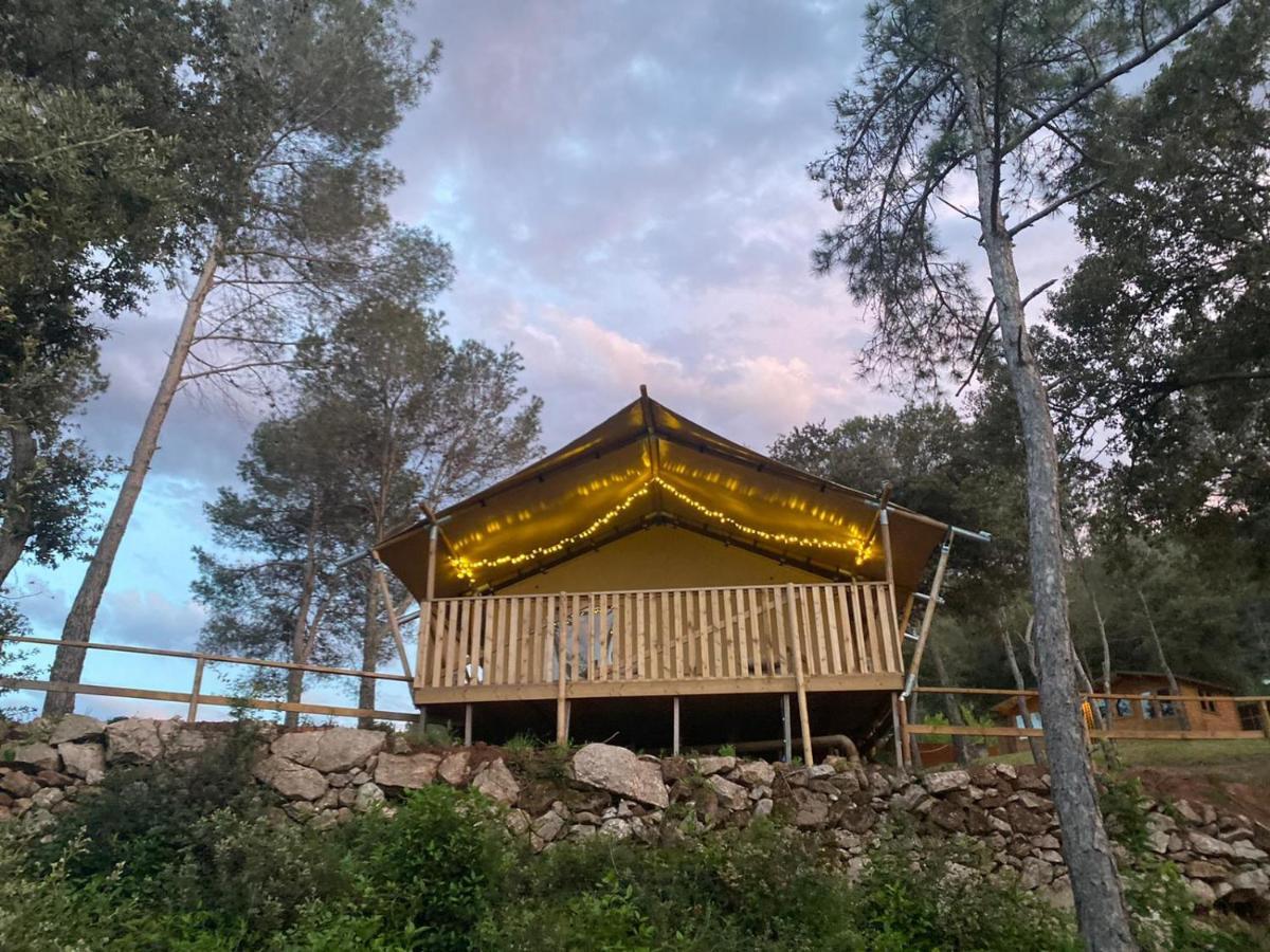 Hostal La Salut De Terrades Екстериор снимка