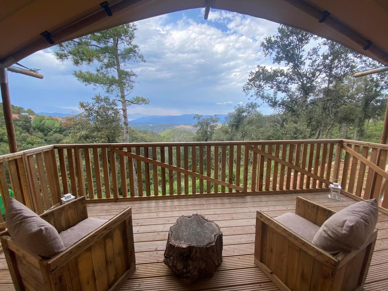 Hostal La Salut De Terrades Екстериор снимка