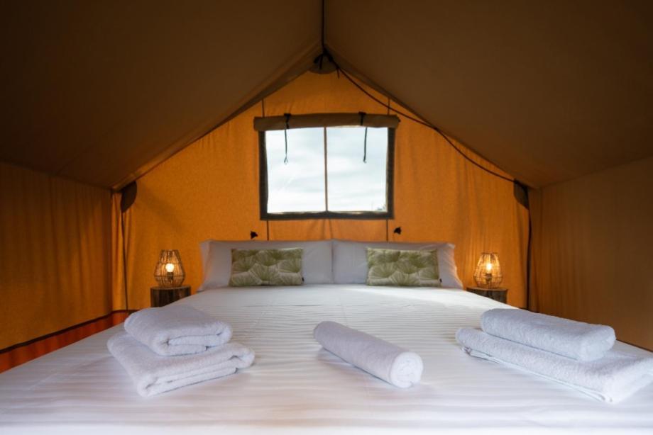 Hostal La Salut De Terrades Екстериор снимка
