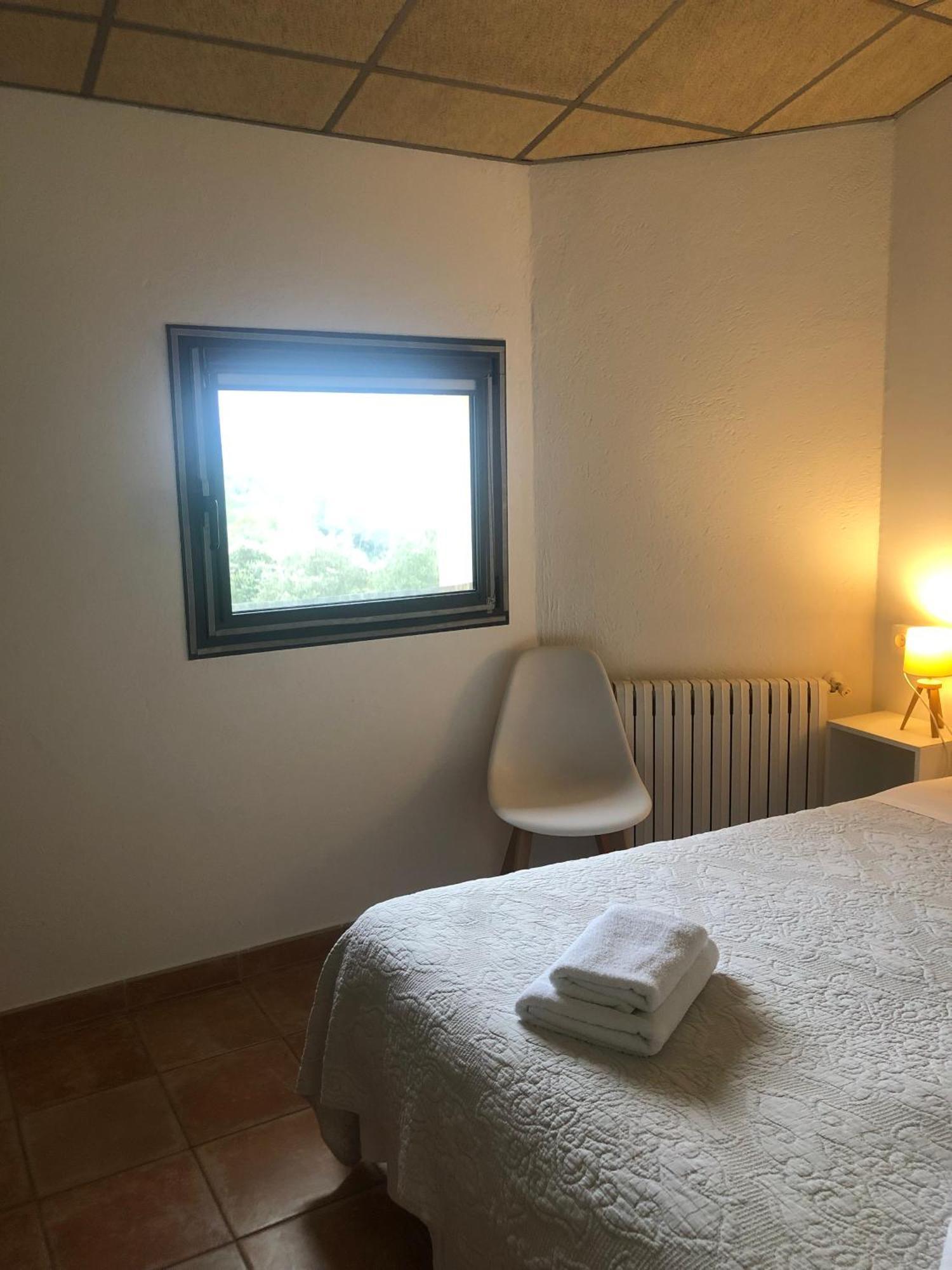 Hostal La Salut De Terrades Екстериор снимка