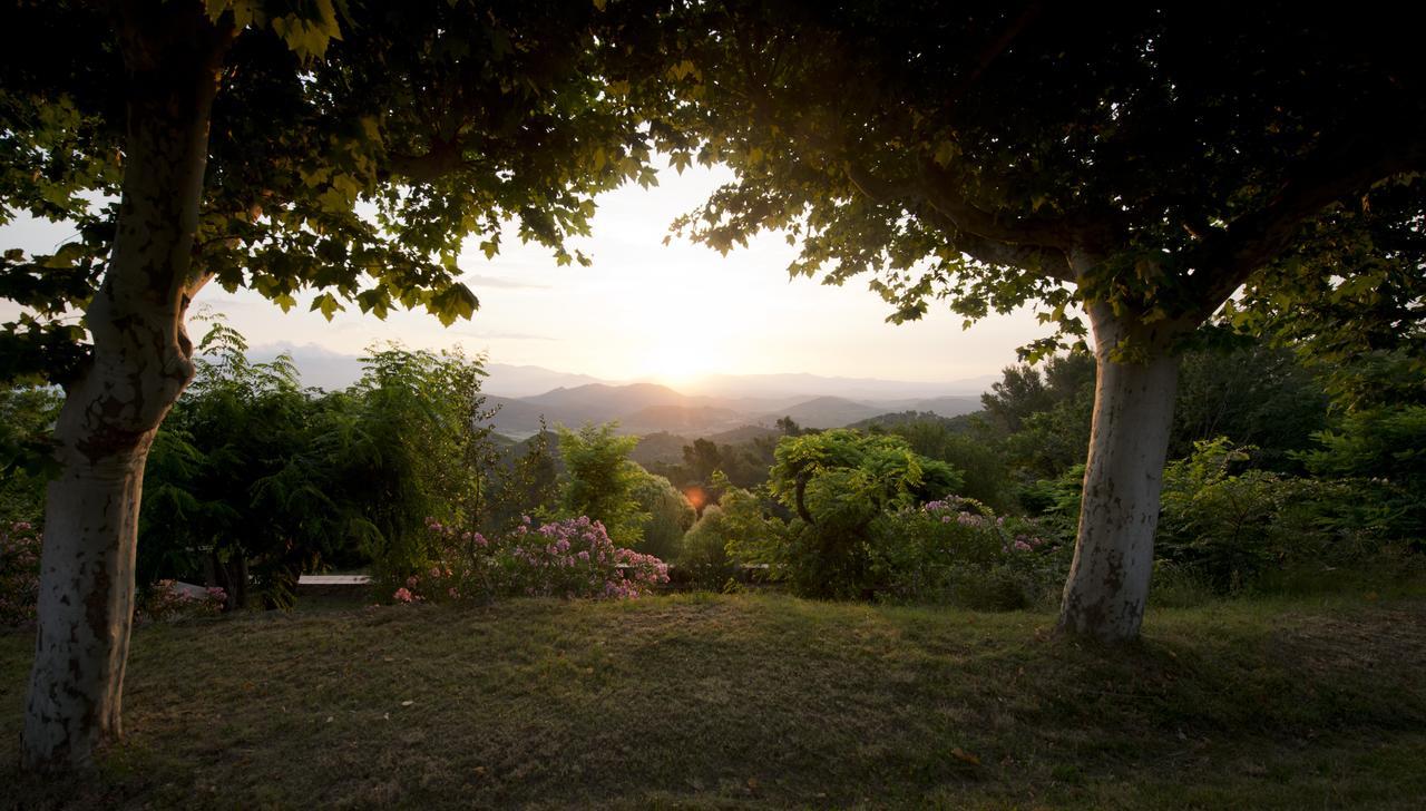 Hostal La Salut De Terrades Екстериор снимка